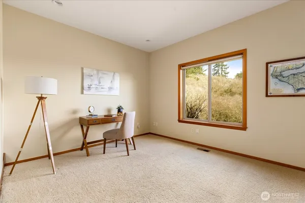 $1,185,000 | 650 North Skymeadow Drive, Coupeville, WA 98239
