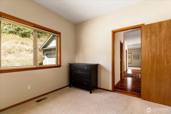 $1,185,000 | 650 North Skymeadow Drive, Coupeville, WA 98239