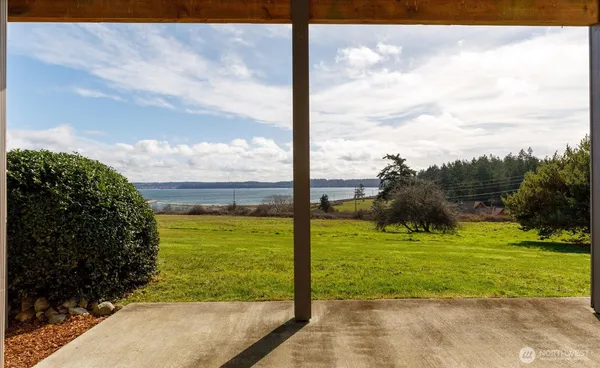 $1,185,000 | 650 North Skymeadow Drive, Coupeville, WA 98239