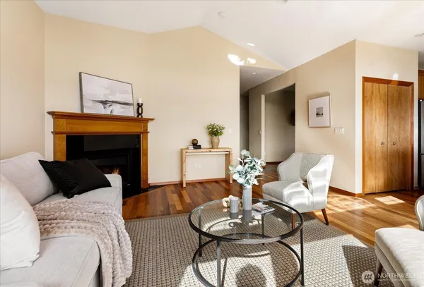 $1,185,000 | 650 North Skymeadow Drive, Coupeville, WA 98239