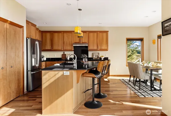 $1,185,000 | 650 North Skymeadow Drive, Coupeville, WA 98239