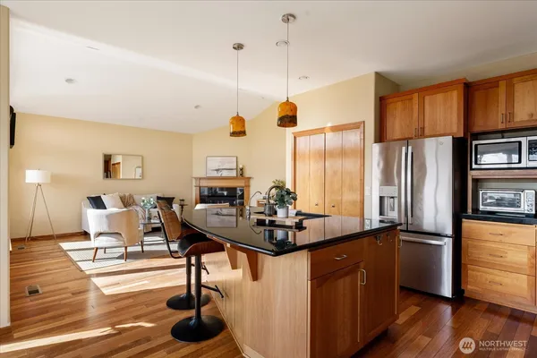 $1,185,000 | 650 North Skymeadow Drive, Coupeville, WA 98239