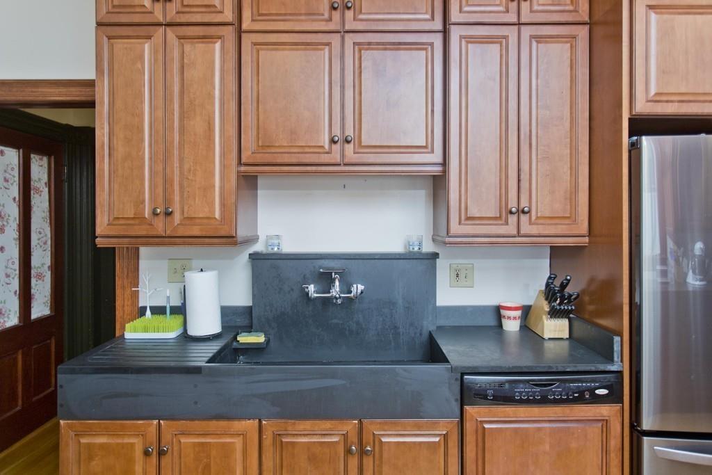 258 Springfield Street Chicopee, MA 01013 - Photo 6 of 28 Gallery Image 6