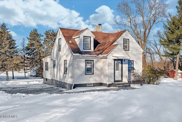 $450,000 | Undisclosed Address, North Greenbush, NY 12180