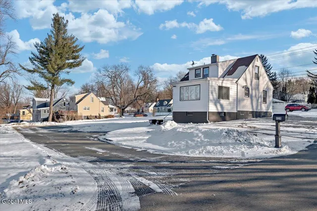 $450,000 | Undisclosed Address, North Greenbush, NY 12180