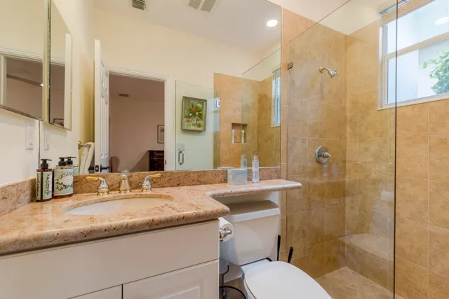 $1,999,000 | 61 Laguna Drive, Palm Beach Gardens, FL 33418