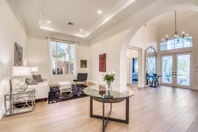 $1,999,000 | 61 Laguna Drive, Palm Beach Gardens, FL 33418