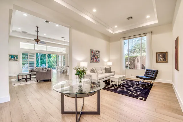 $1,999,000 | 61 Laguna Drive, Palm Beach Gardens, FL 33418