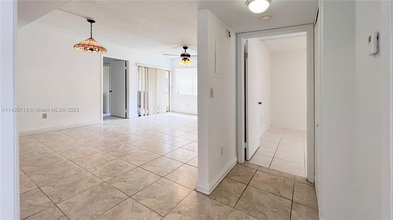 The Hammocks Miami, FL 33196 - Photo 5 of 20