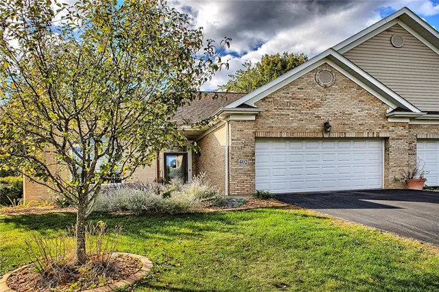 $369,000 | 402 South Shenandoah Drive, Latrobe, PA 15650