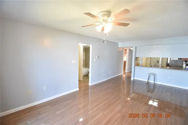 $1,595 | 5052 Terrace Club Lane, Unit 201, Tampa, FL 33617