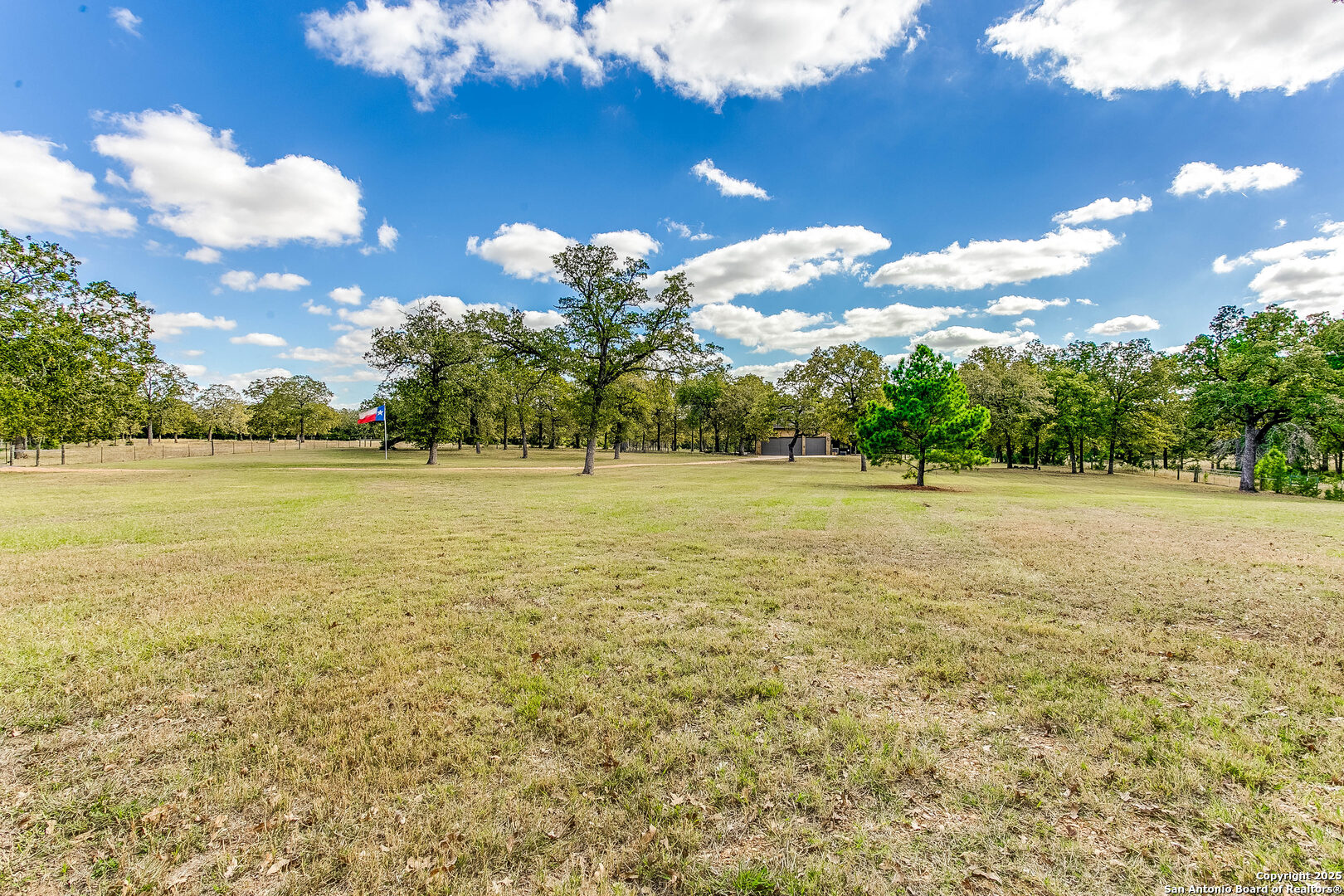 408 Copeland Hill Road Smithville, TX 78957 - Photo 34 of 35 a view of an ocean