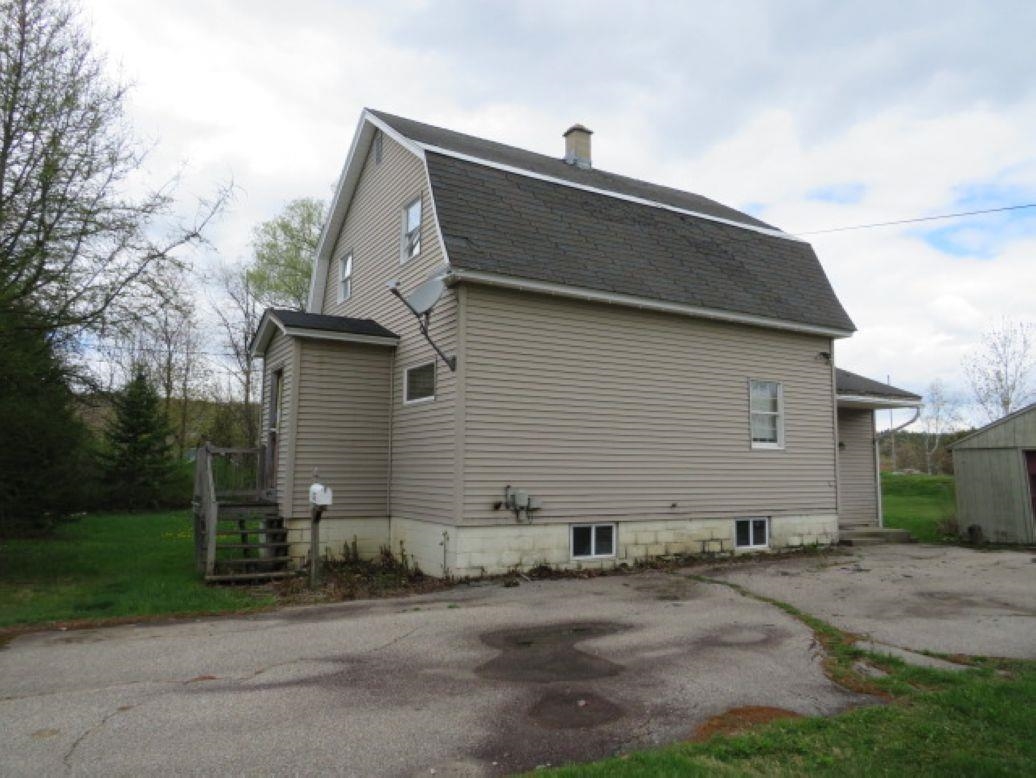 25 Turcotte Street Berlin, NH 03570 - Photo 4 of 18