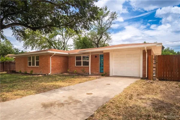$1,500 | 619 Highland Avenue, McAllen, TX 78501