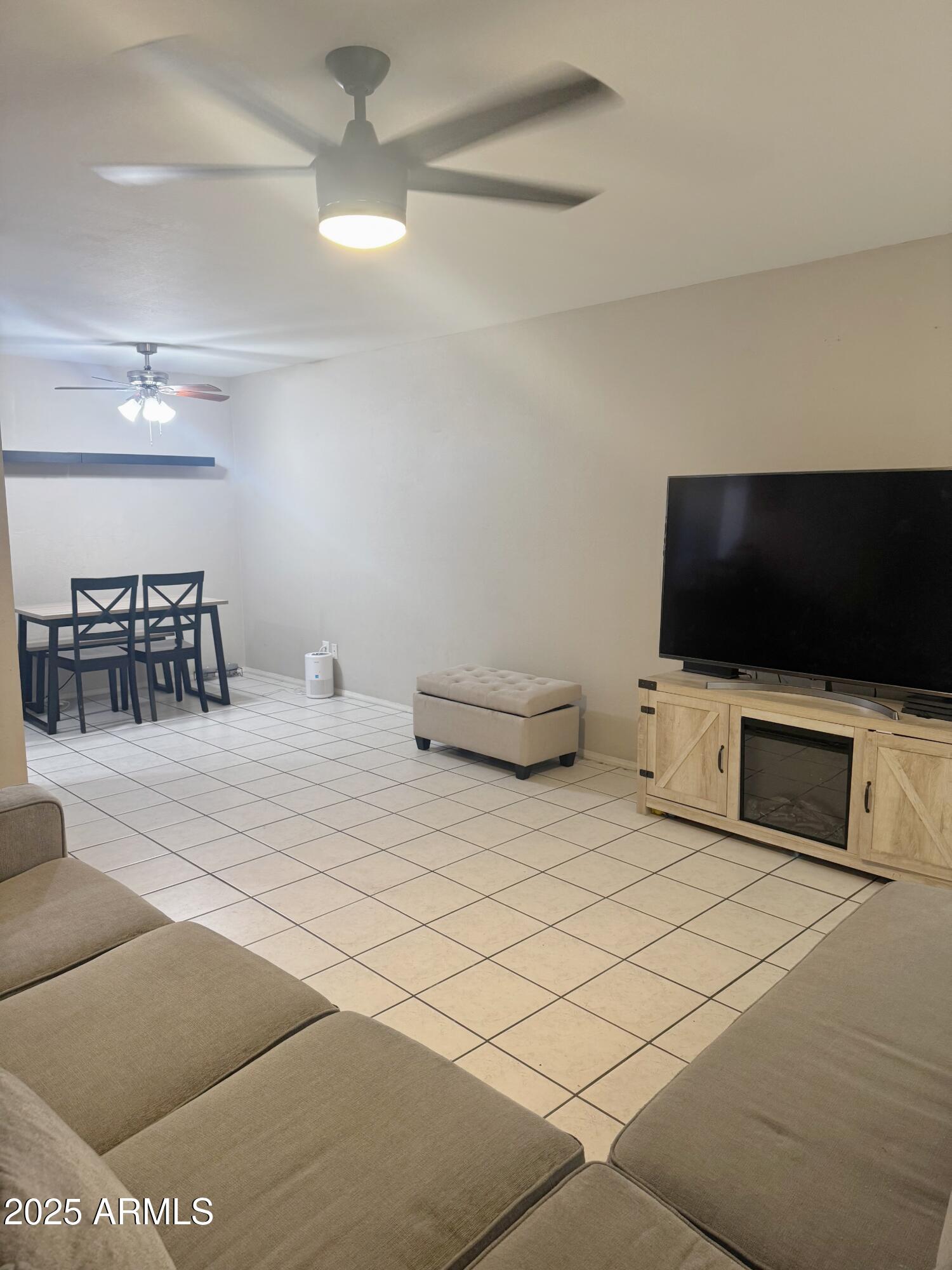 222 West Brown Road, Unit 8 Mesa, AZ 85201 - Photo 6 of 20 00C4C74E-B733-4989-B93C-D1E92E477818