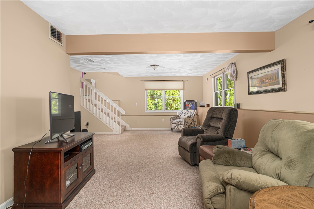 4540 Post Road Warwick, RI 02818 - Photo 29 of 40