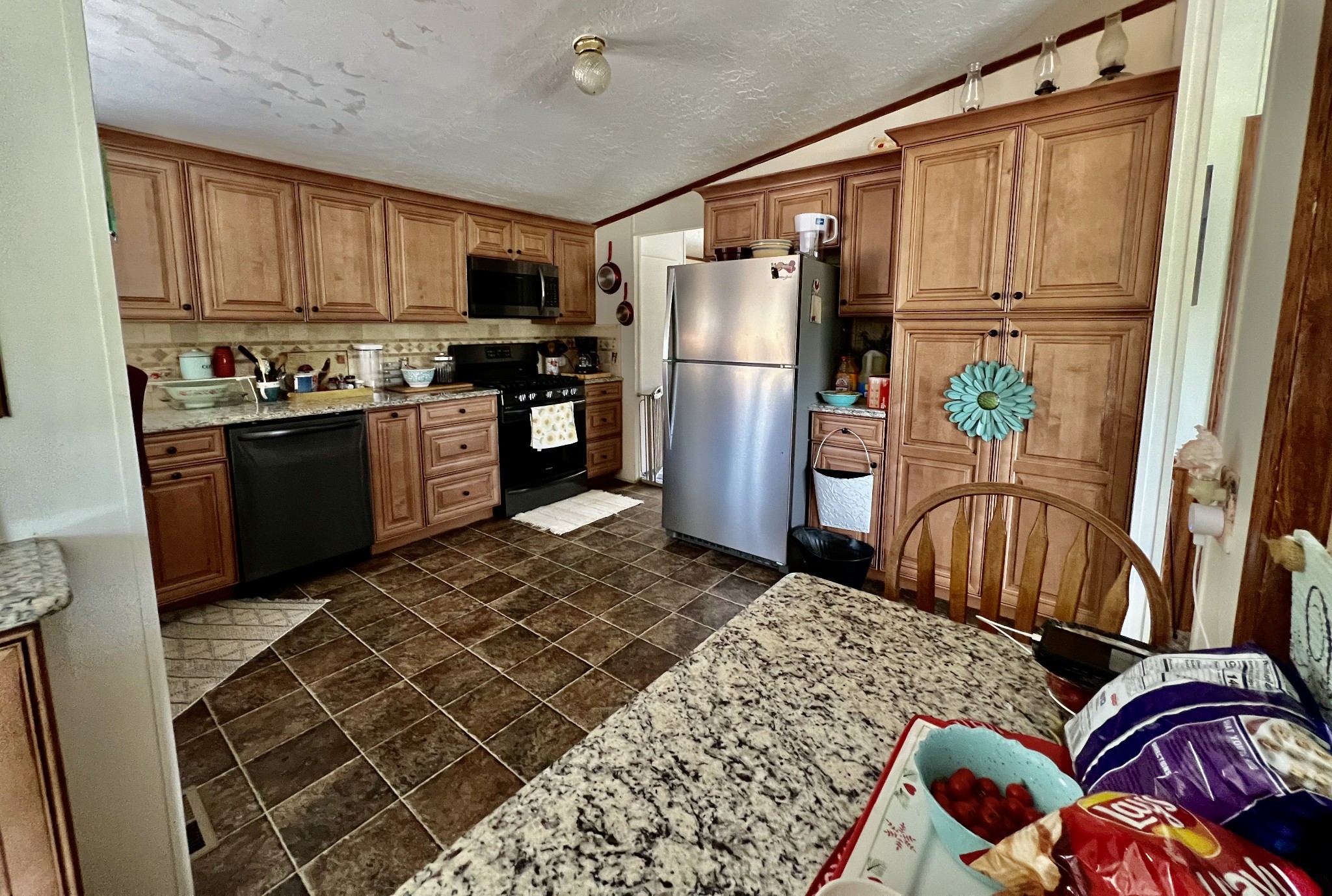 9712 Buttermilk Ridge Road Lawrenceburg, TN 38464 - Photo 9 of 48 Gallery Image 9