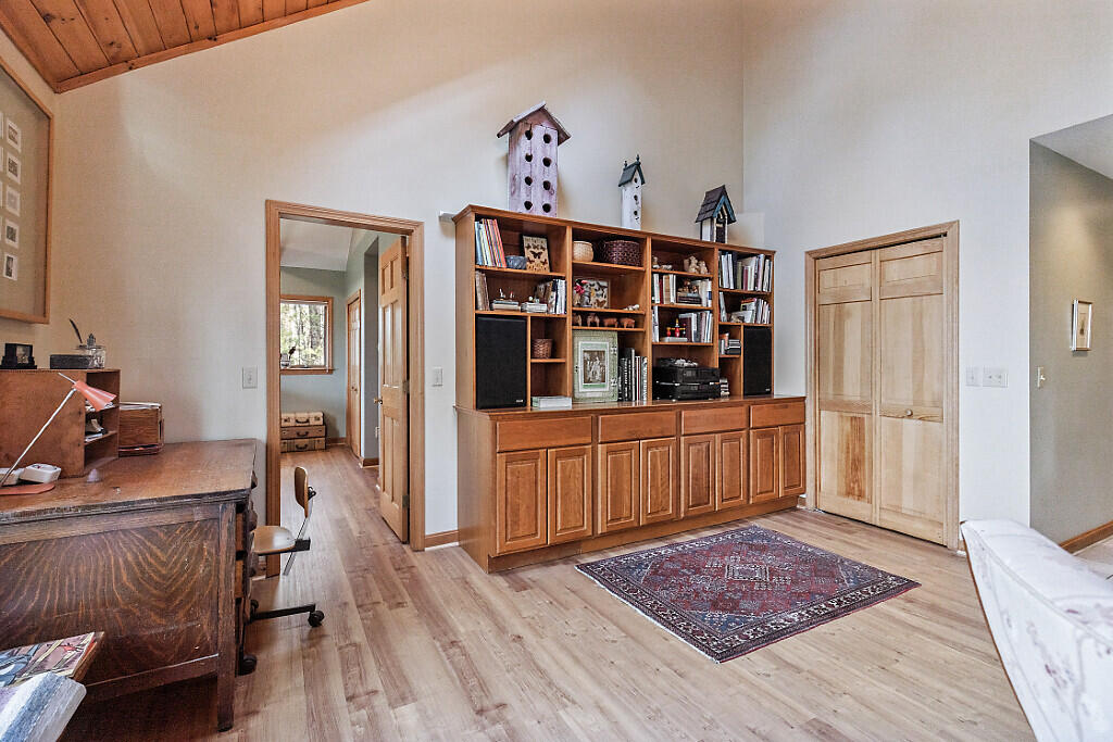 217 Leadbetter Road Wayne, ME 04284 - Photo 17 of 59