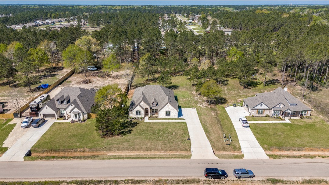 9741 Hardin Street Conroe, TX 77303 - Photo 2 of 25