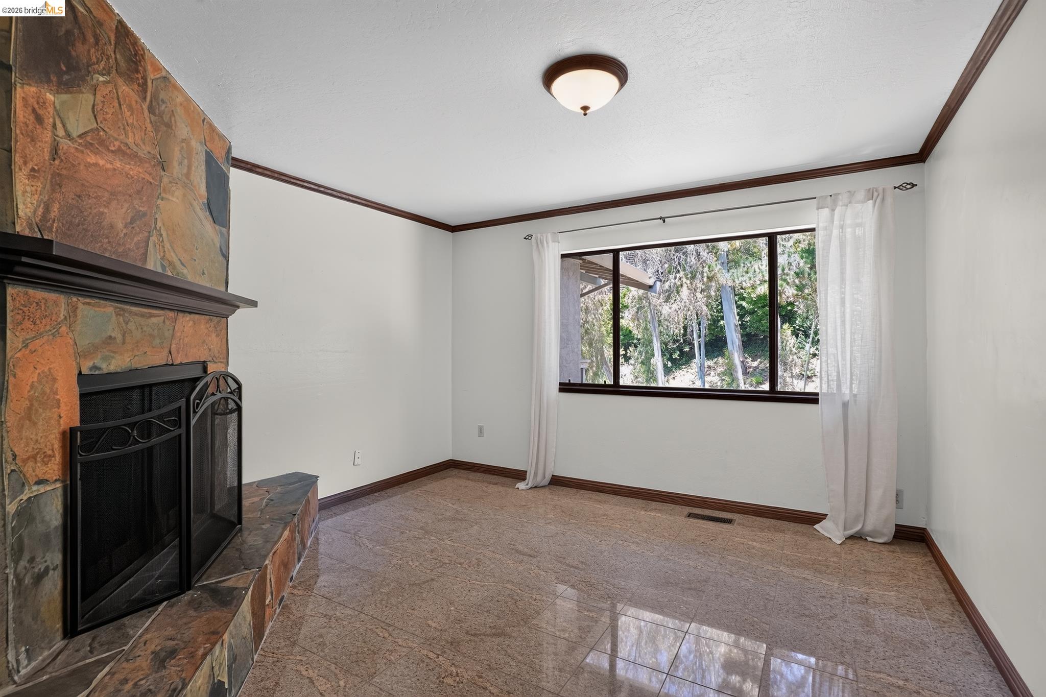 525 Hampton Road Piedmont, CA 94611 - Photo 18 of 30