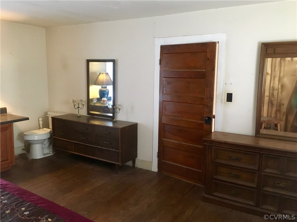 950 Clayton Road Powhatan, VA 23139 - Photo 12 of 38 Gallery Image 12