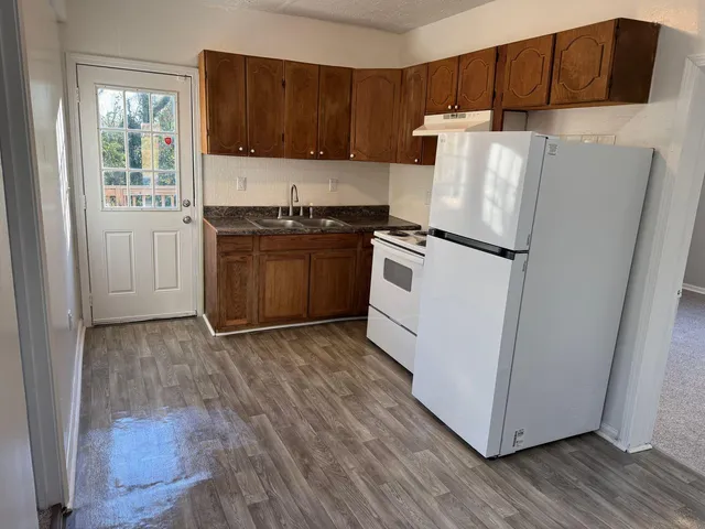 $1,100 | 180 Locust Lane, Danville, VA 24540