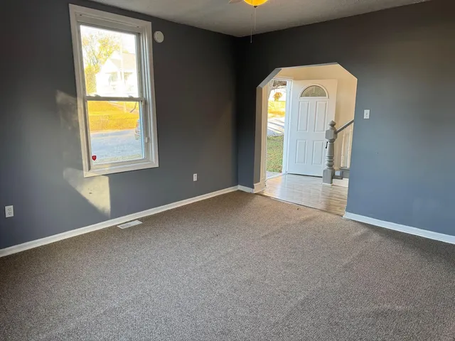 $1,100 | 180 Locust Lane, Danville, VA 24540