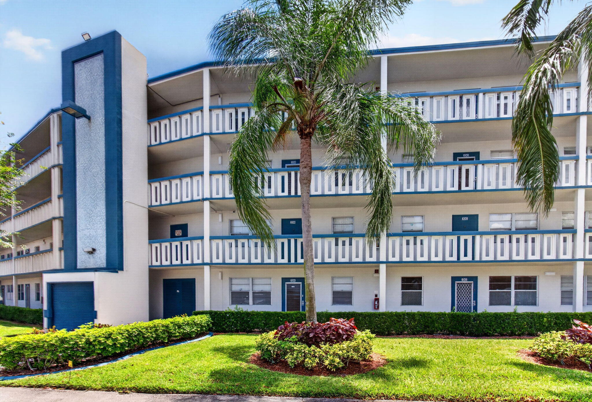 3044 Lincoln A Boca Raton, FL 33434 - Photo 59 of 100 2-web-or-mls-DSC_3309