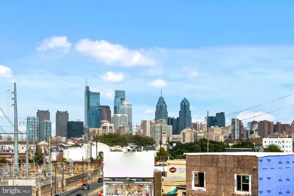 $2,400 | 2721 Federal Street, Unit 3, Philadelphia, PA 19146