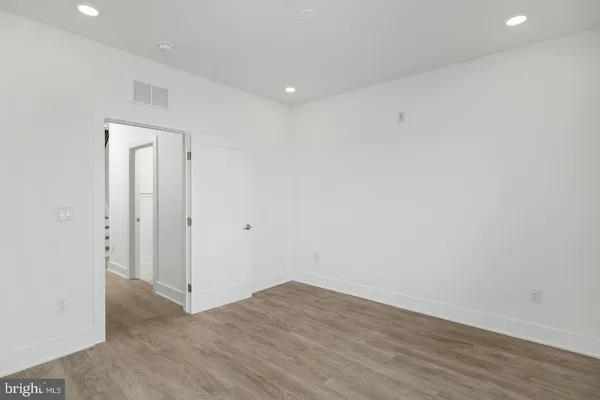 $2,400 | 2721 Federal Street, Unit 3, Philadelphia, PA 19146