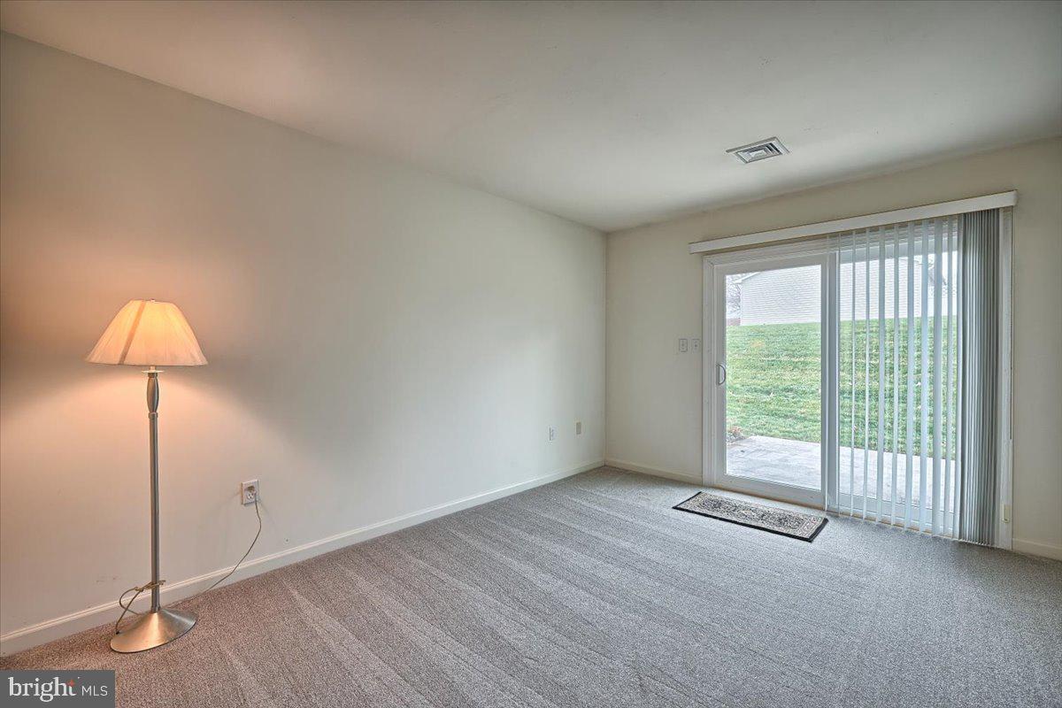 6774 Seneca Ridge Drive York, PA 17403 - Photo 21 of 31 Gallery Image 21