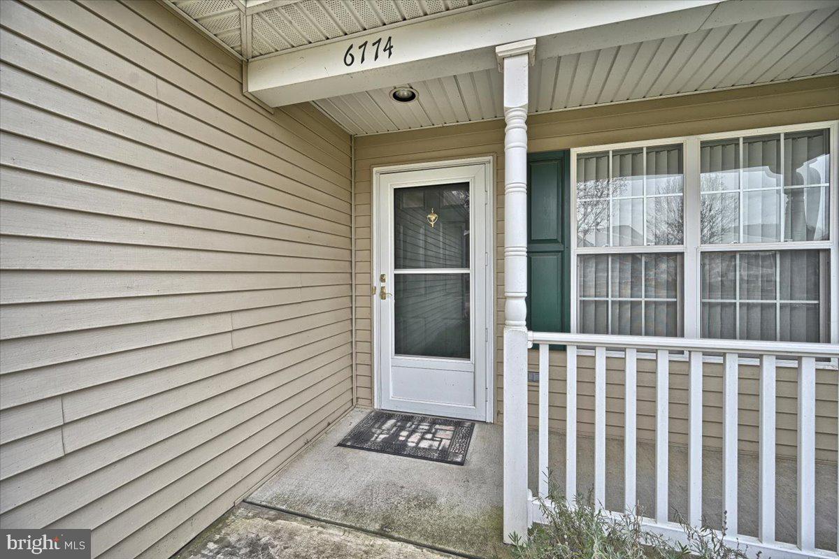 6774 Seneca Ridge Drive York, PA 17403 - Photo 5 of 31 Gallery Image 5