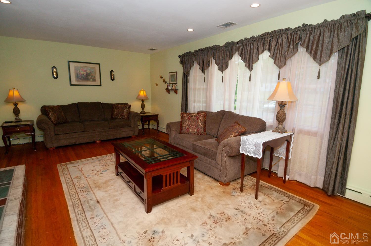3 White Pine Road North Brunswick, NJ 08902 - Photo 13 of 55 Gallery Image 13