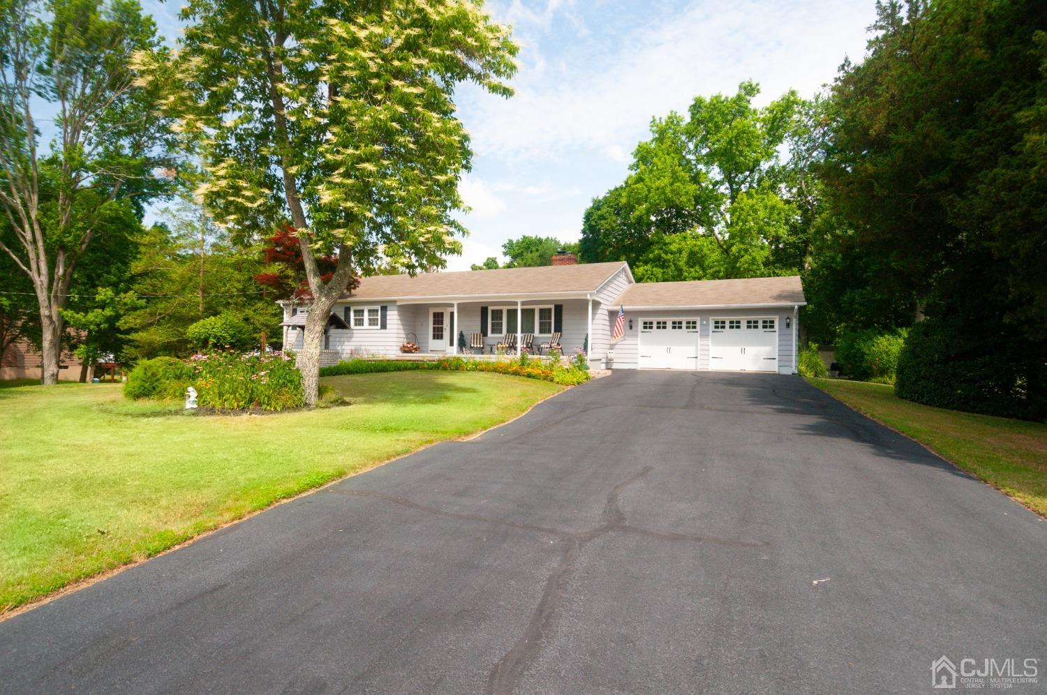 3 White Pine Road North Brunswick, NJ 08902 - Photo 4 of 55 Gallery Image 4