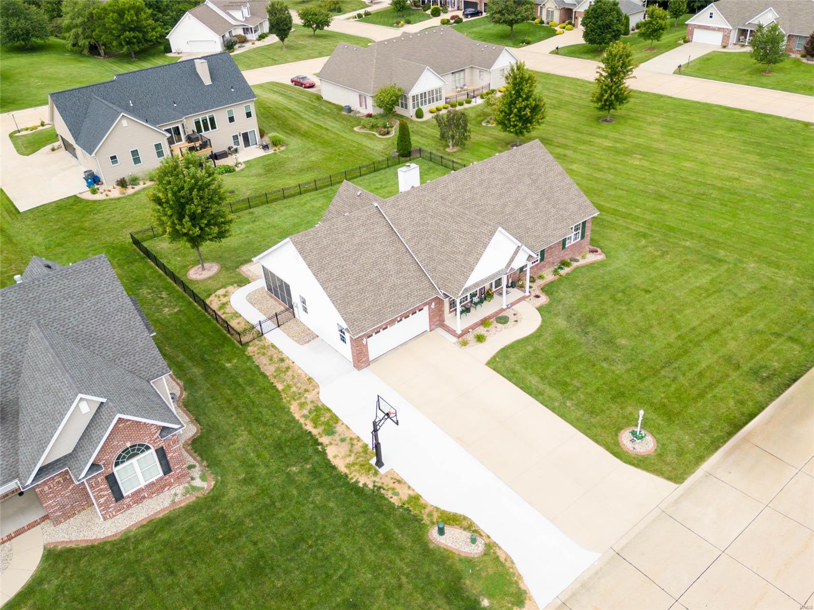 4606 Valleydale Road Godfrey, IL 62035 - Photo 51 of 52 Gallery Image 51