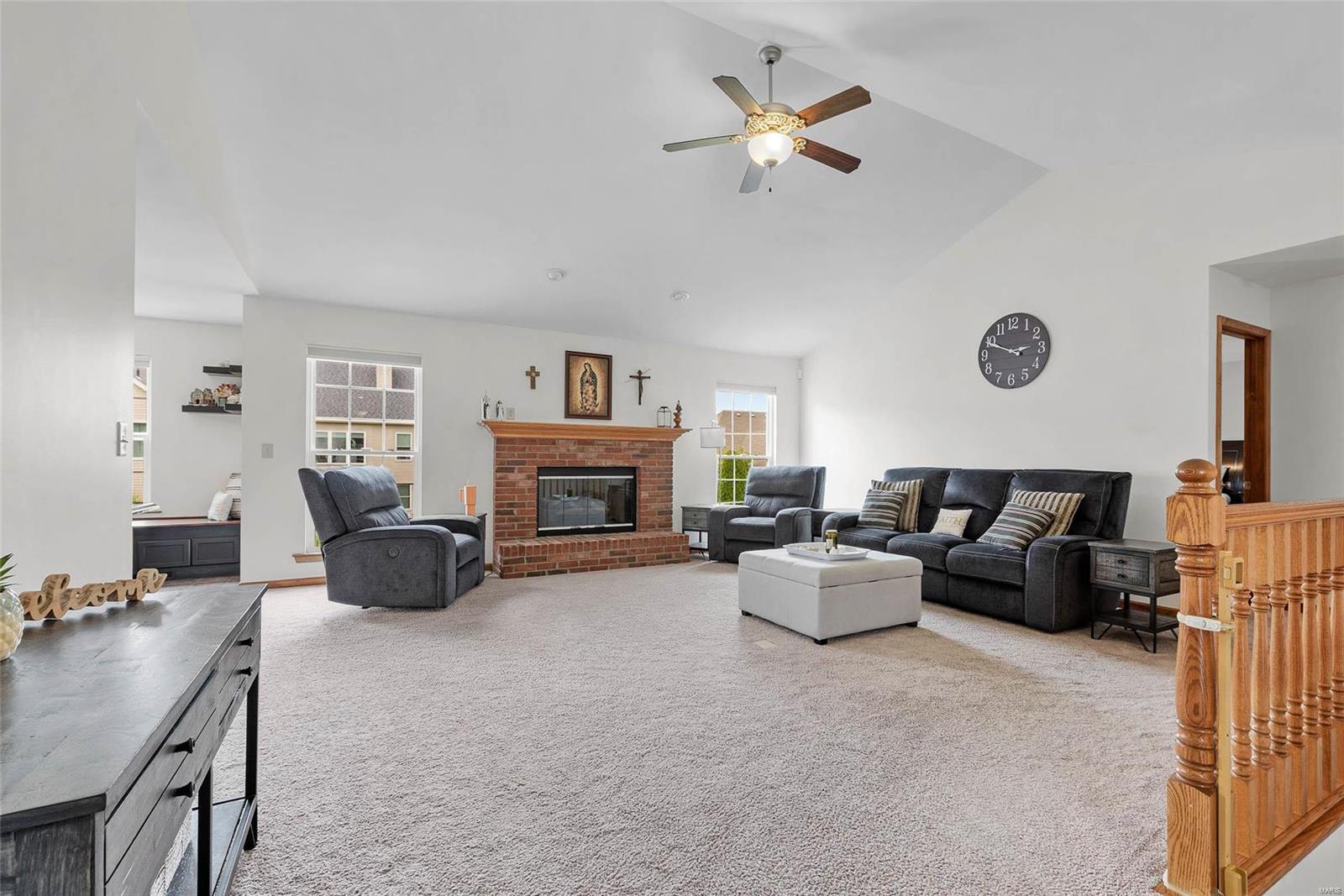 4606 Valleydale Road Godfrey, IL 62035 - Photo 9 of 52 Gallery Image 9