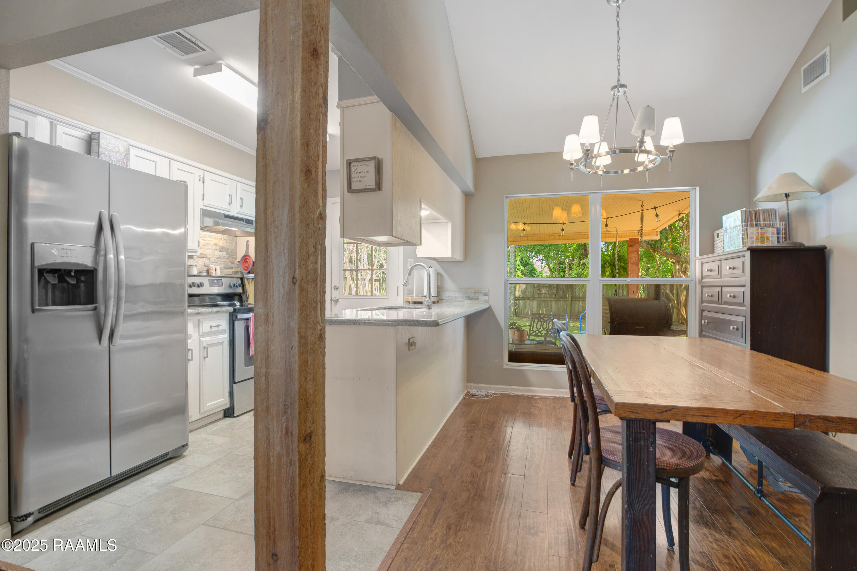 139 Hummingbird Lane Lafayette, LA 70506 - Photo 11 of 20 139 Hummingbird -11