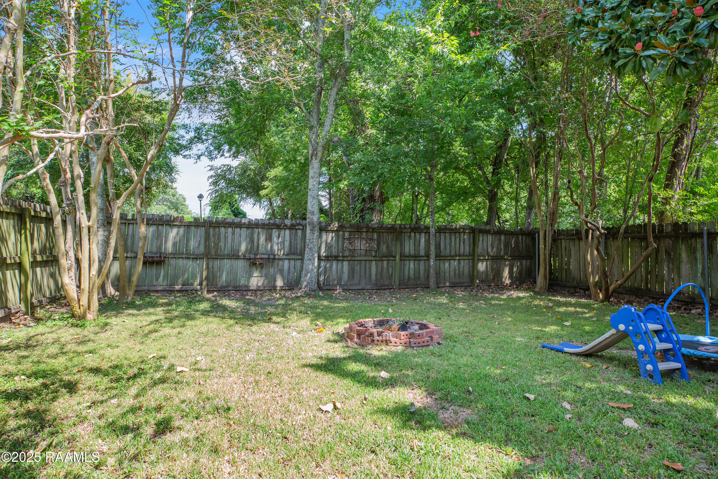 139 Hummingbird Lane Lafayette, LA 70506 - Photo 18 of 20 139 Hummingbird -18