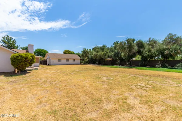 $1,350,000 | 2050 North 90th Place, Chandler, AZ 85224