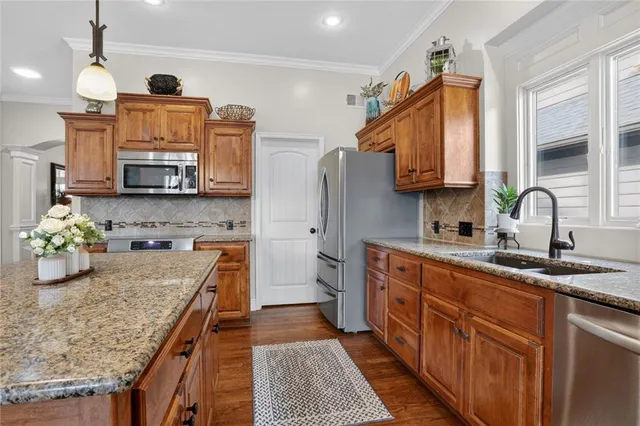 $599,000 | 8531 Barstow Street, Lenexa, KS 66219