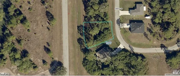 $27,000 | 6526 Forest Circle, LaBelle, FL 33935