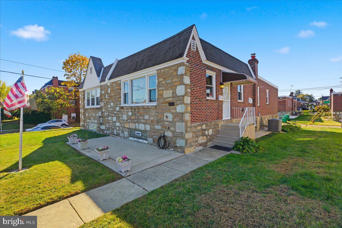 1732 Fox Chase Road Philadelphia, PA 19152 - Photo 2 of 44 Gallery Image 2