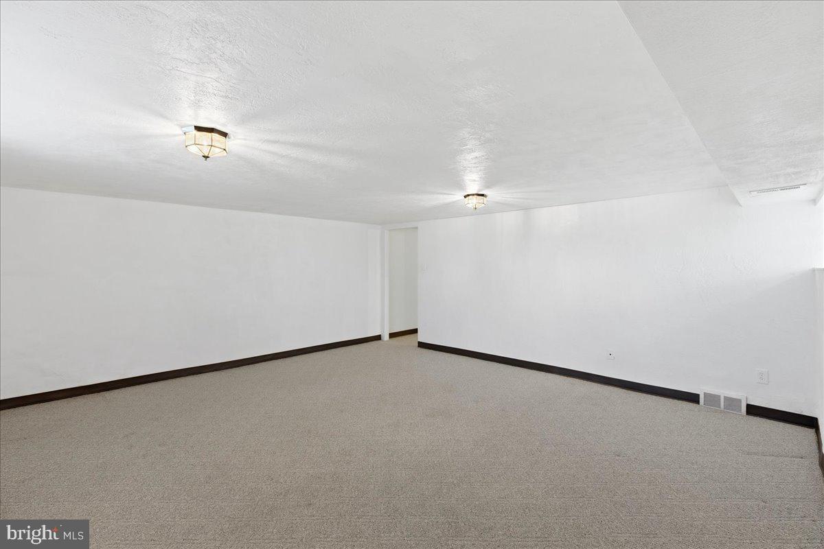 1732 Fox Chase Road Philadelphia, PA 19152 - Photo 32 of 44 Gallery Image 32