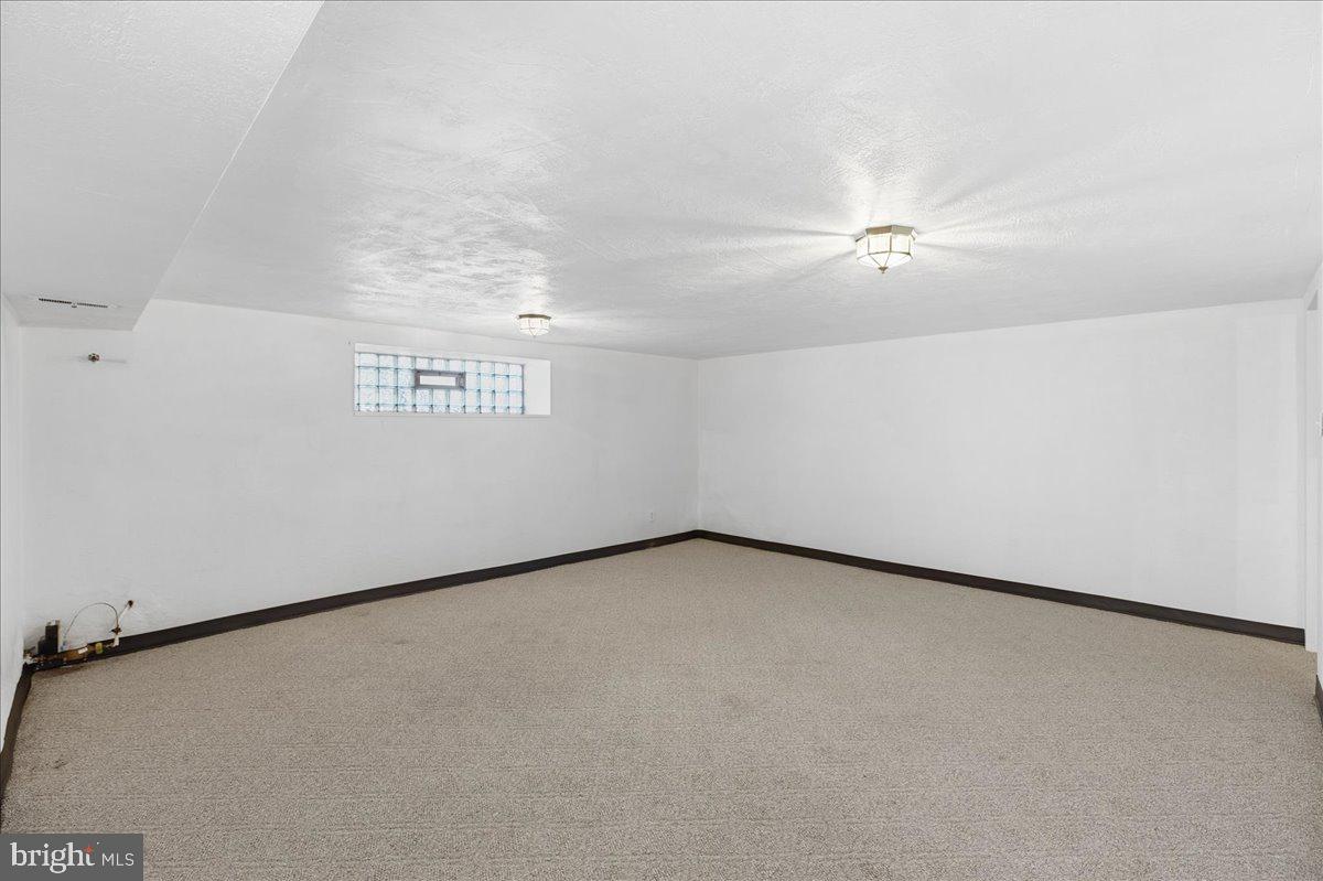 1732 Fox Chase Road Philadelphia, PA 19152 - Photo 33 of 44 Gallery Image 33
