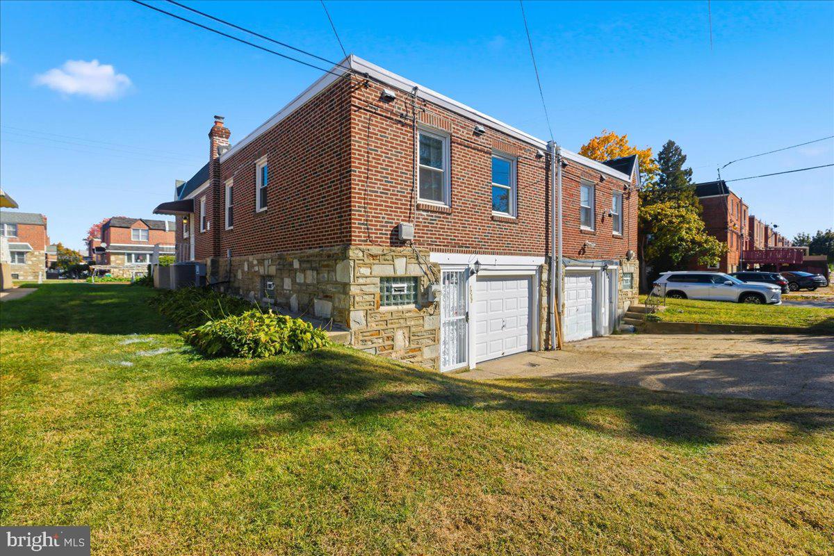 1732 Fox Chase Road Philadelphia, PA 19152 - Photo 4 of 44 Gallery Image 4
