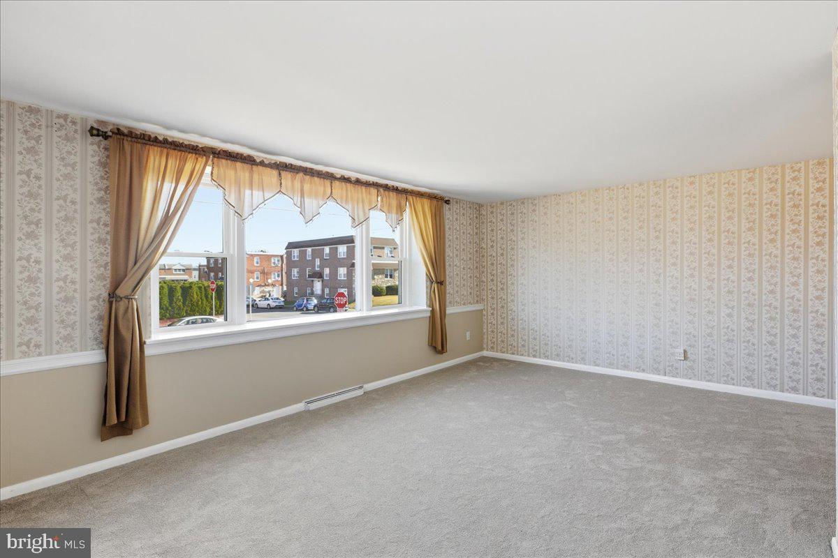 1732 Fox Chase Road Philadelphia, PA 19152 - Photo 9 of 44 Gallery Image 9