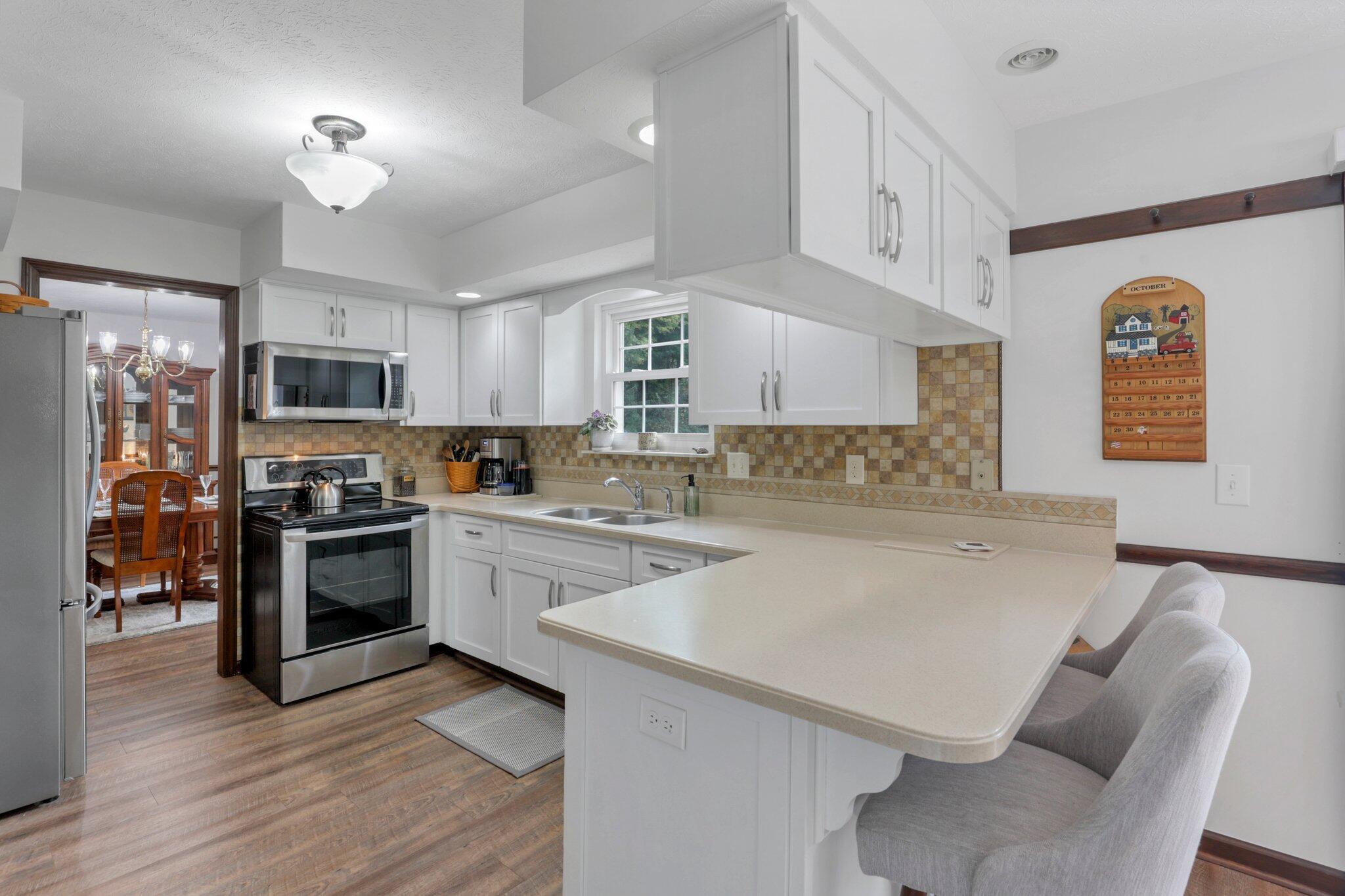 1821 Pine Road Heath, OH 43056 - Photo 9 of 62 Kitchen provides countertop eating.