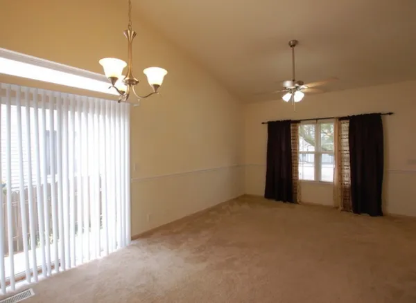 $1,999 | 14019 South Oakdale Circle, Plainfield, IL 60544