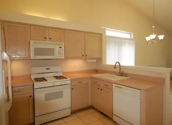 $1,999 | 14019 South Oakdale Circle, Plainfield, IL 60544