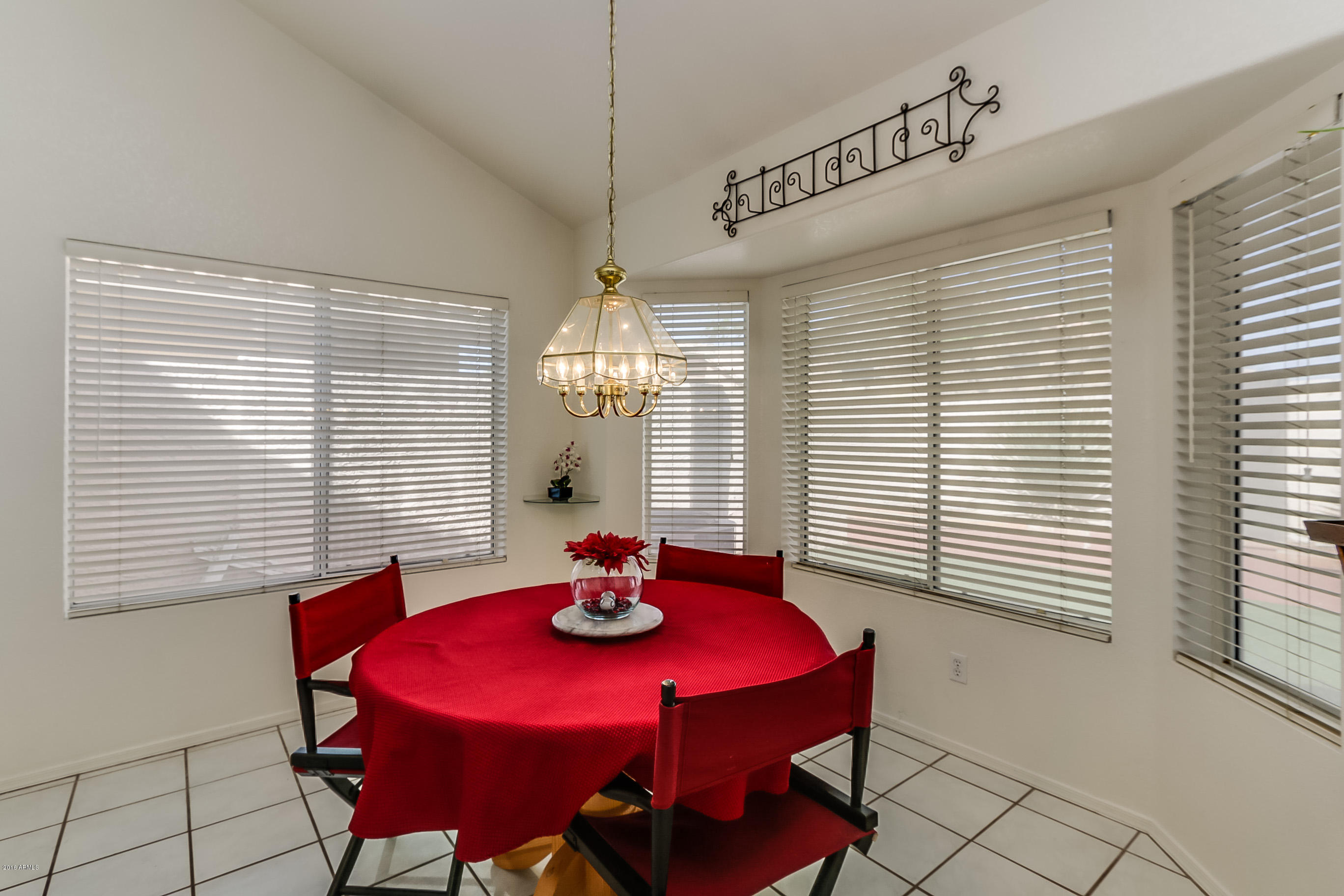 4704 West Del Rio Street Chandler, AZ 85226 - Photo 7 of 48 eat in kitchen-007